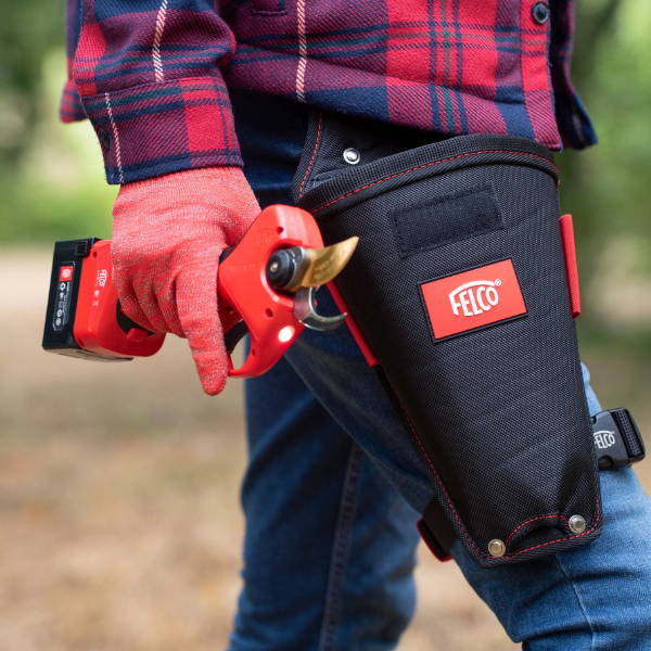 Felco 834V Electric Pruning Shear with CUT SHIELD - Advanced anti-cutting system
